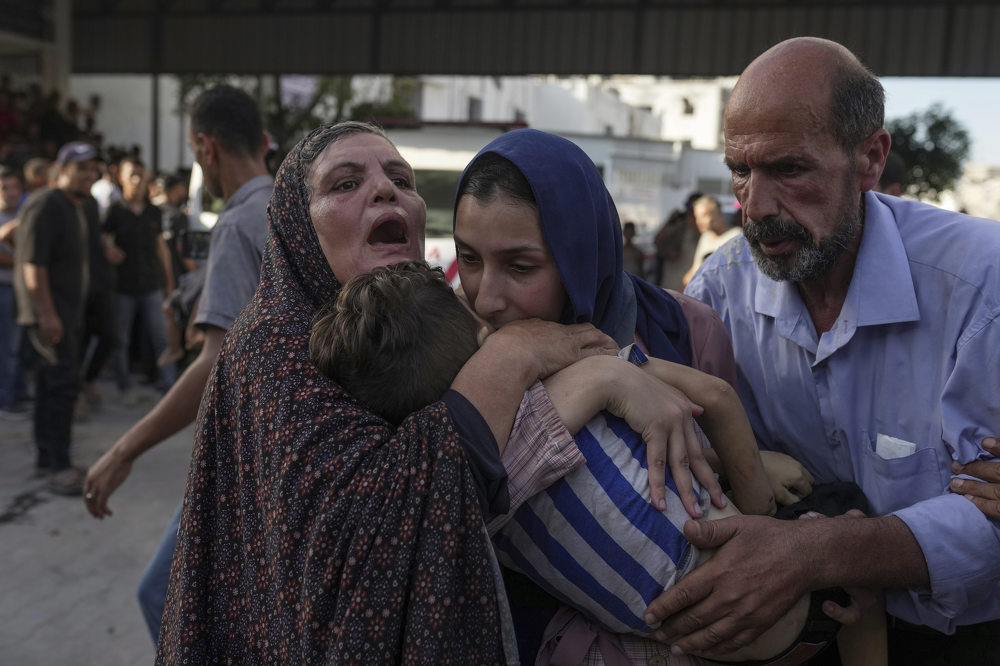 Gaza truce talks in the balance as Israel and Hamas trade blame