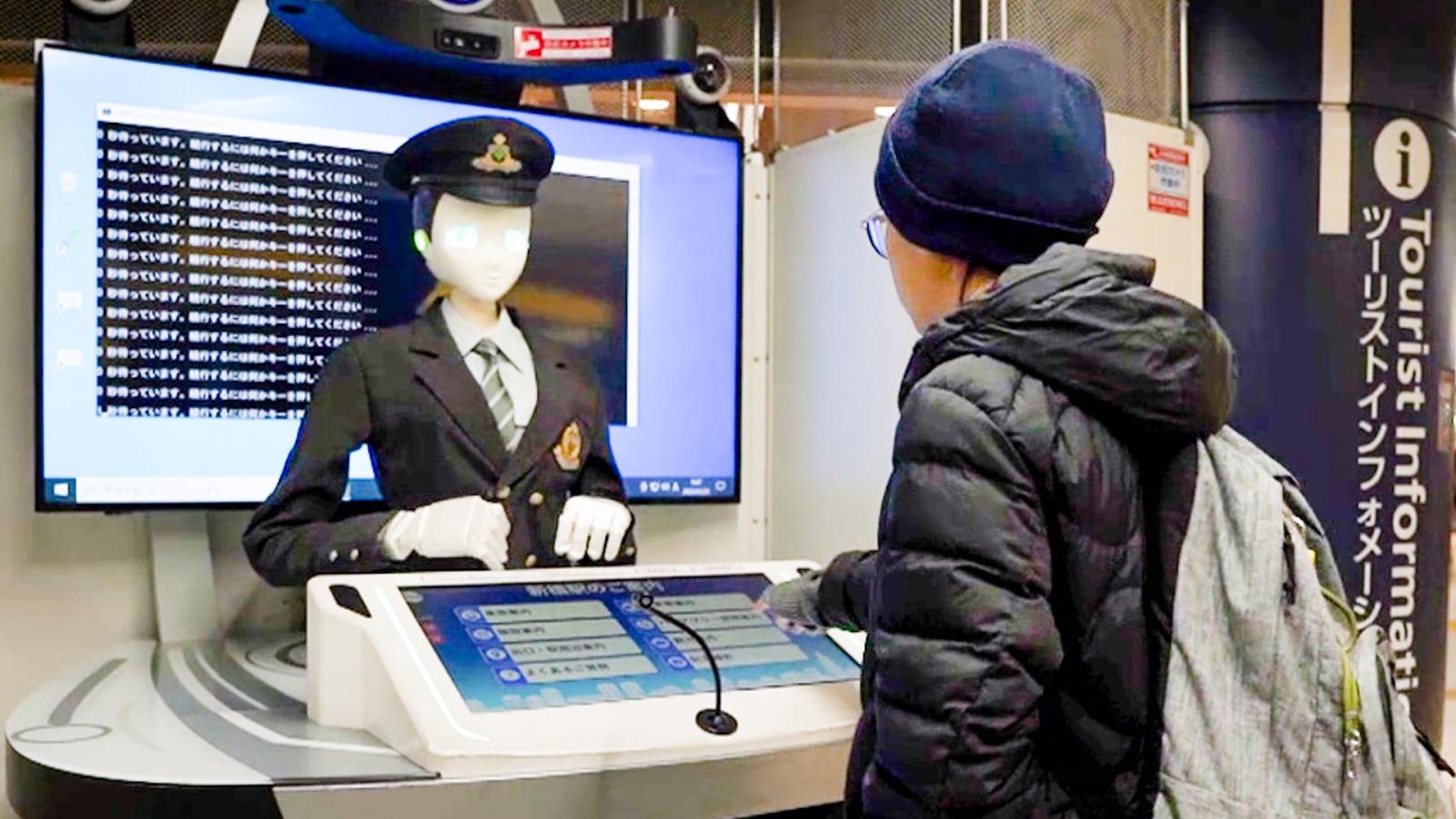 Why futuristic Japan is falling behind in digital tech