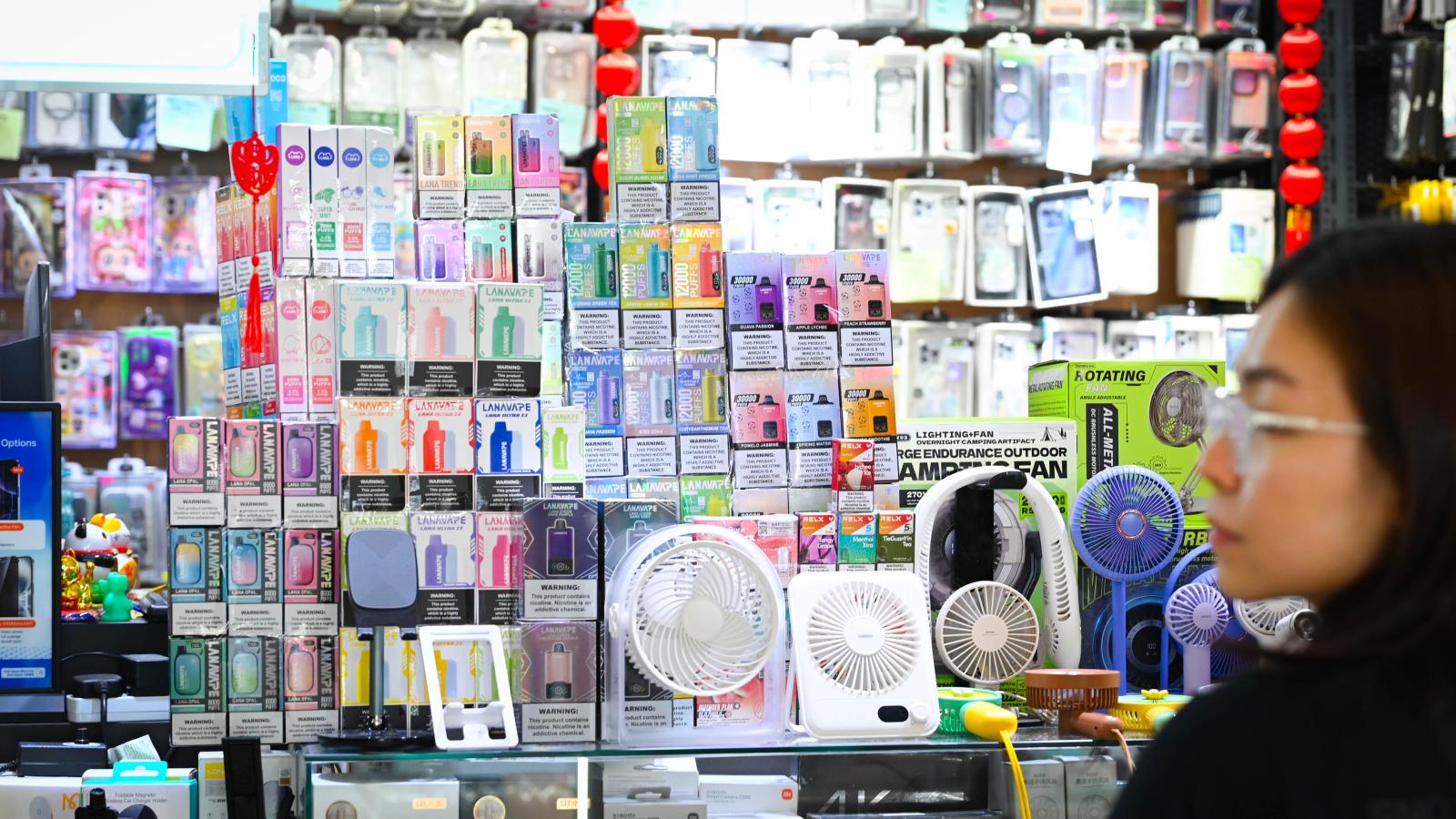 Johor Bahru vape shops say Singaporeans still form bulk of customers 