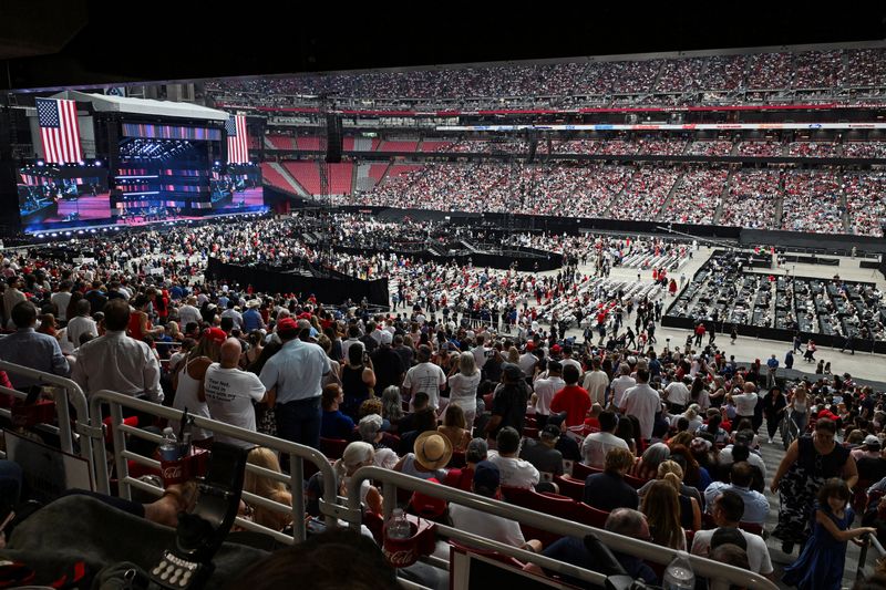 Trump to headline Charlie Kirk memorial service in Arizona