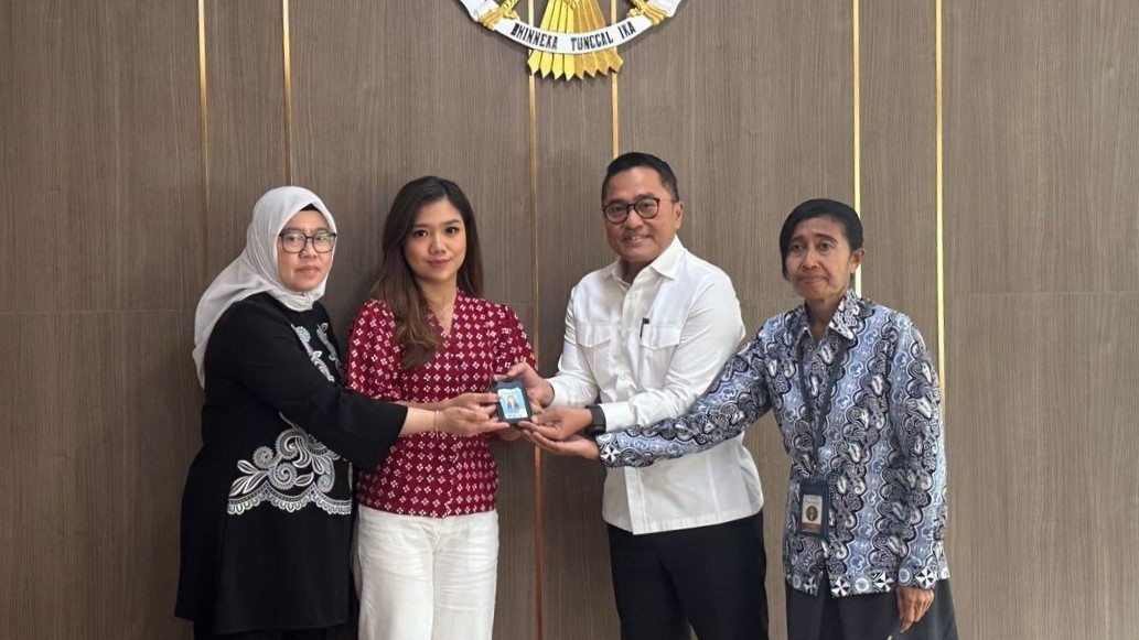 Indonesia restores palace press pass of CNN journalist who asked President Prabowo about free-meals programme