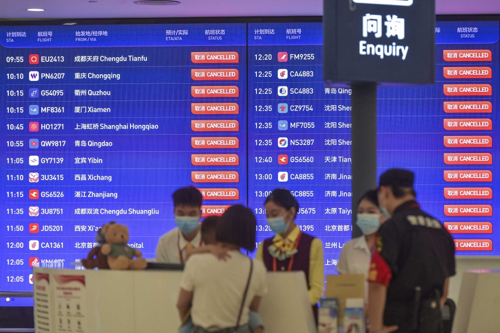 Typhoon Matmo disrupts holiday travel, forces closures in China 