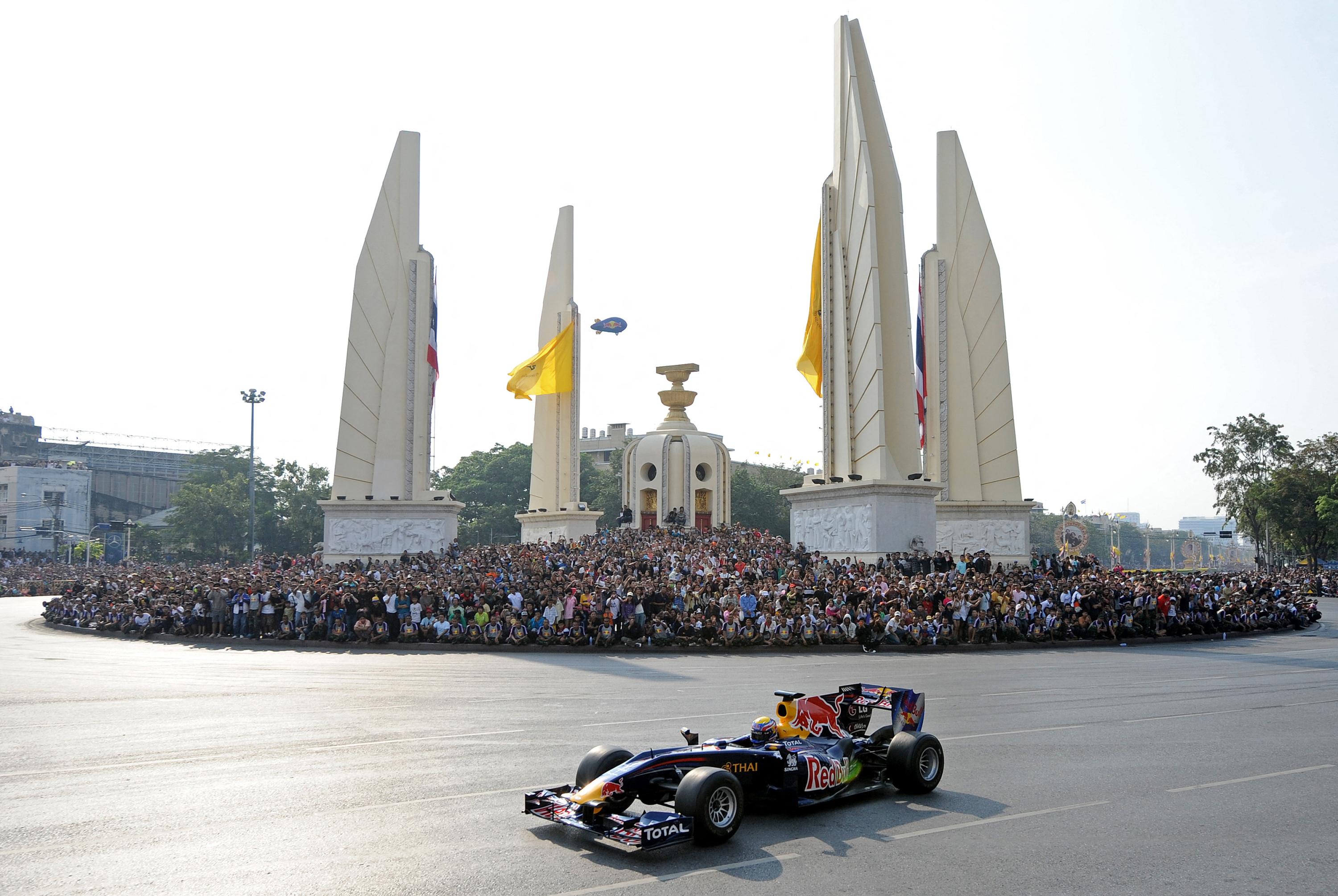 Thailand keeps Formula 1 dream alive despite political pit stops