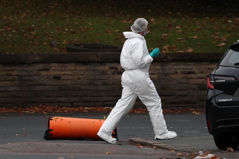 UK synagogue attacker claimed allegiance to Islamic State in call to police