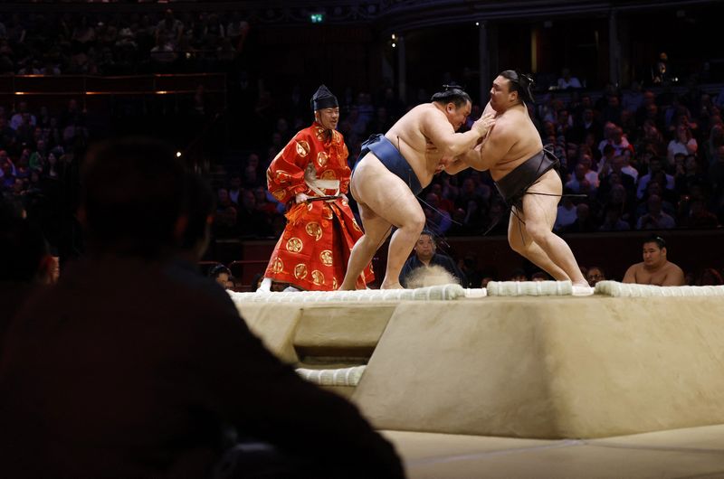 Sumo-Wrestlers bid farewell to London after Hoshoryu claims trophy