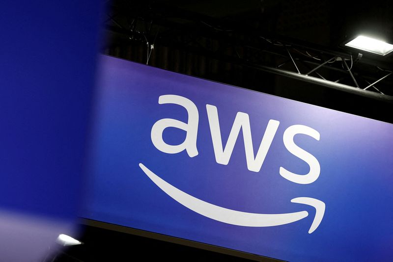 Amazon’s AWS faces rocky recovery after global outage hits major apps and websites