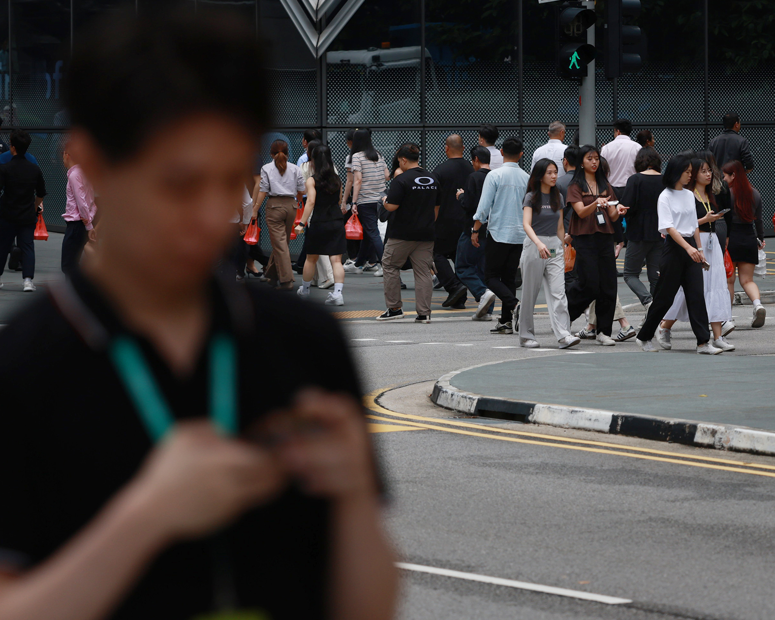 Less job switching, especially by those in their 20s, suggests growing caution among workers, says MOM