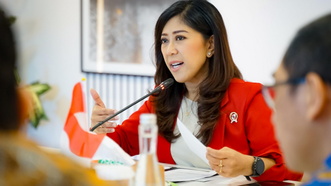 Merekam orang tanpa izin di ruang publik bisa melanggar hukum, kasus 'usher' GIIAS jadi sorotan