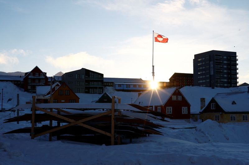 Danish PM calls on US to stop 'threatening' Greenland