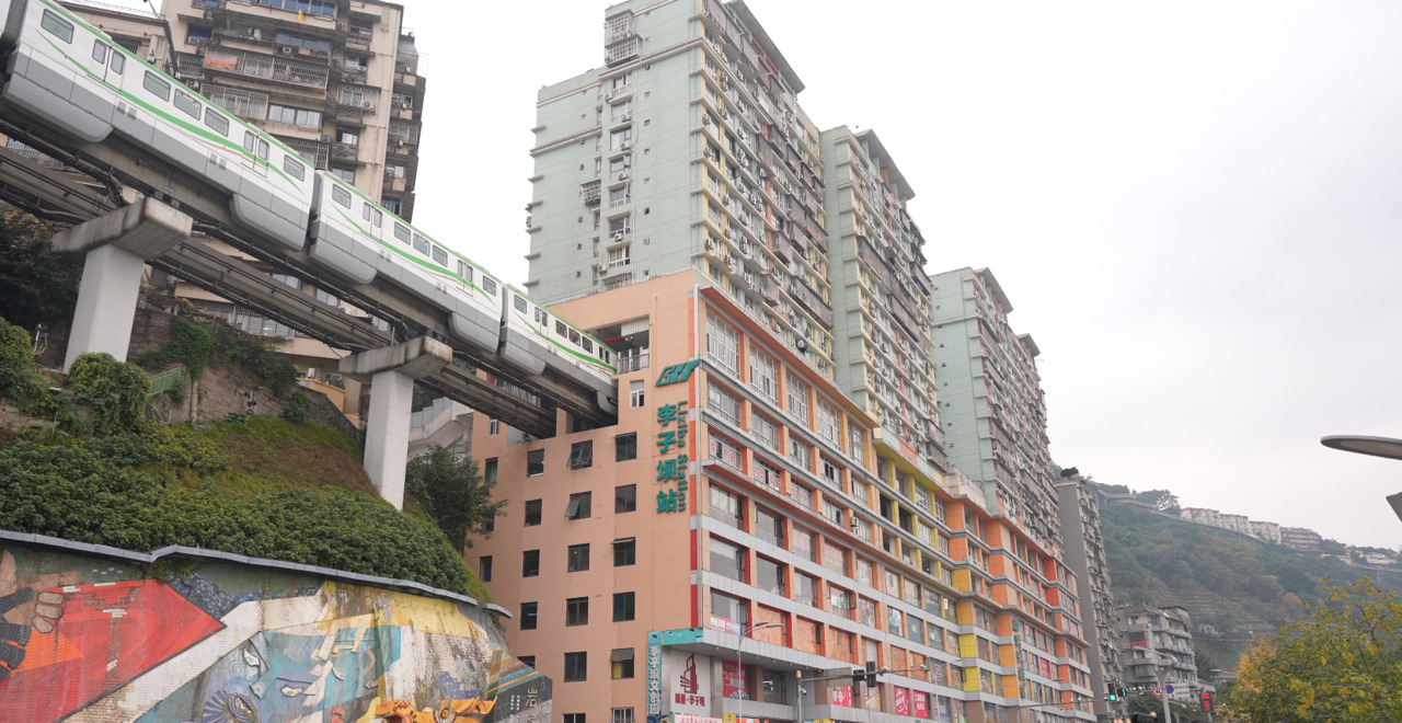 Inside Chongqing's vertical maze 