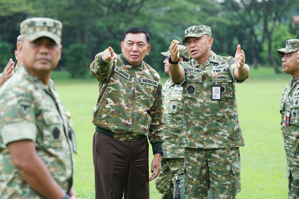 Indonesian civil servants to undergo military training to boost national defence