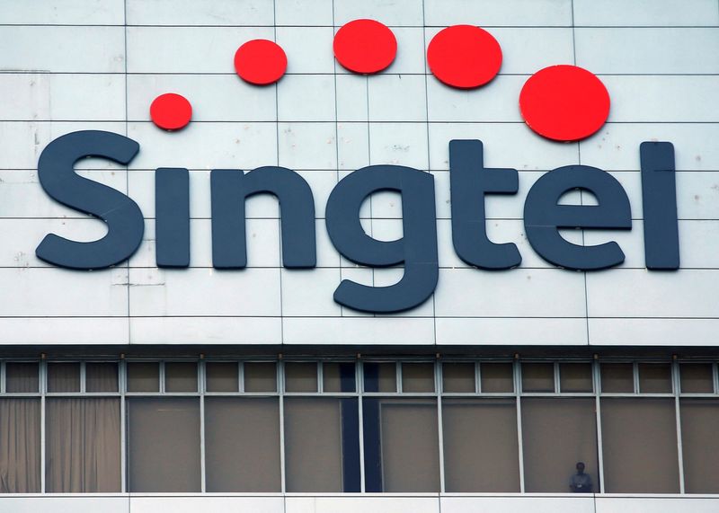 Singtel users report mobile service issues for third straight day 
