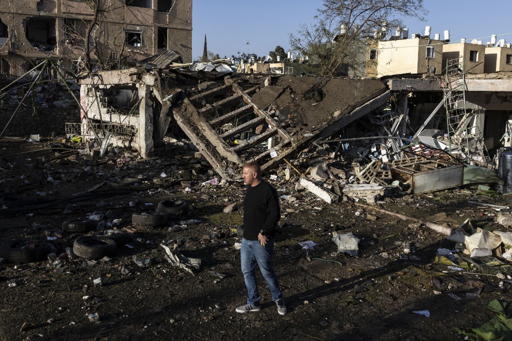 Iran threatens Middle East infrastructure after Trump ultimatum