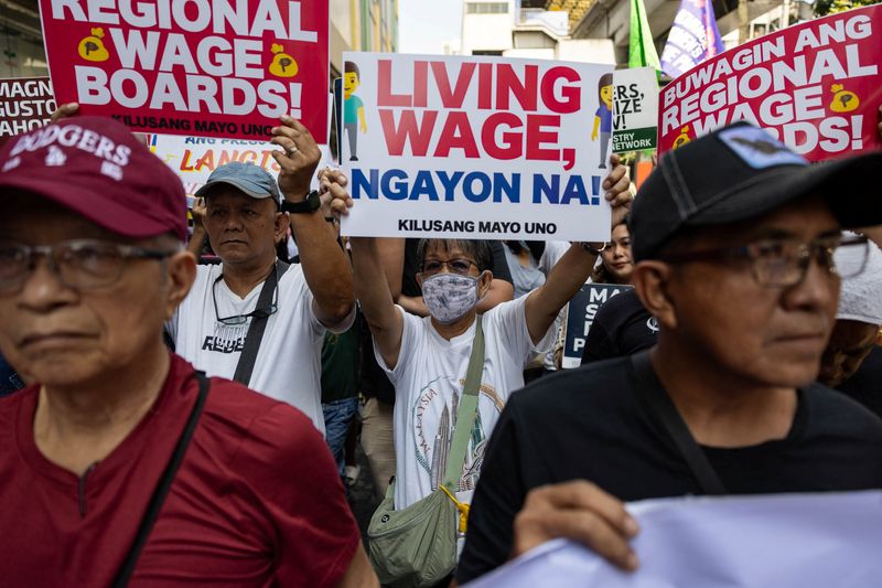 Commentary: This energy crisis hurts Filipino professionals already struggling on one pay cheque
