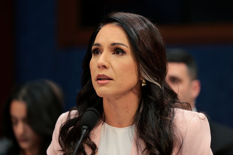 Trump's intelligence chief Tulsi Gabbard resigns