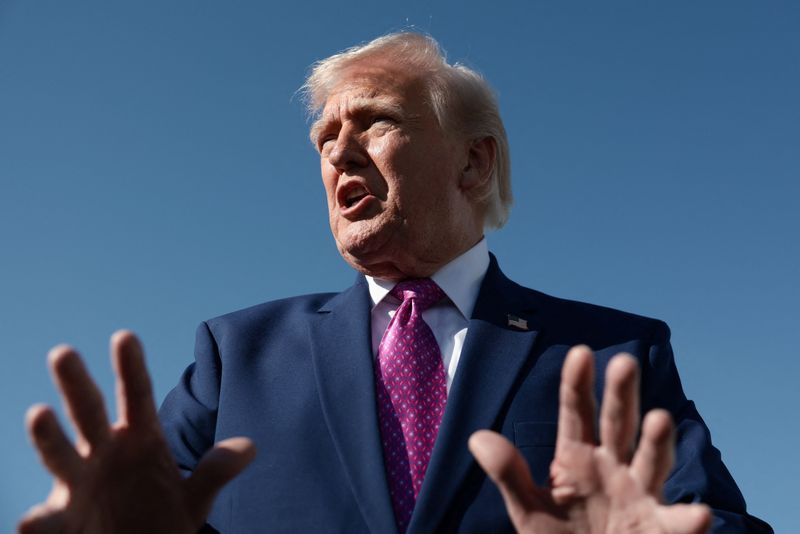 Trump says makes 'no difference' to him if Iran, US reach deal