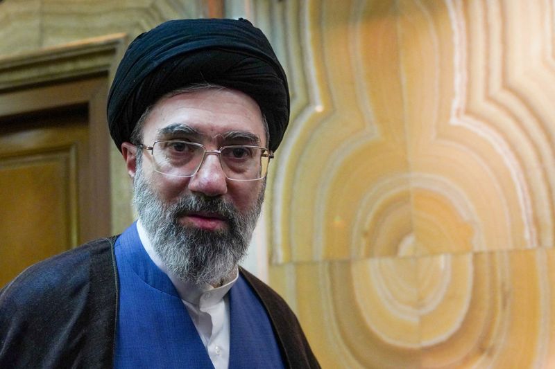 US lifts blockade of Iran and Iranian supreme leader endorses direct talks with American officials