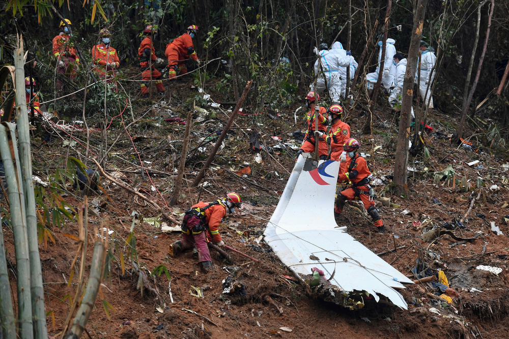 US report into China Eastern crash suggests fuel cut, cockpit struggle