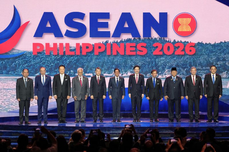 ASEAN mulls sharing fuel, food resources as fears of prolonged disruptions grow