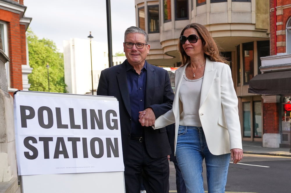UK PM Starmer considers political future, could decide on resignation as early as Monday