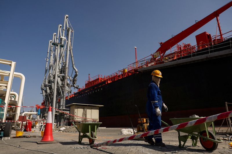 Oil prices higher, stocks mixed ahead of inflation report