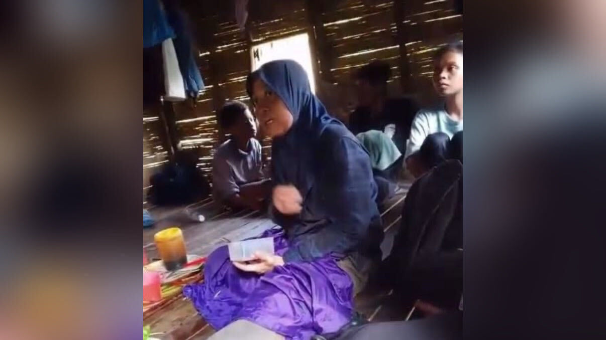 'Didn't eat for two weeks': Female hiker, 49, recounts ordeal of being lost in Malaysian jungle 