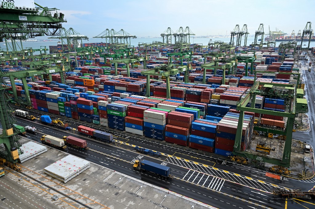 Singapore’s May non-oil exports surge 38.4% on AI-led electronics boom