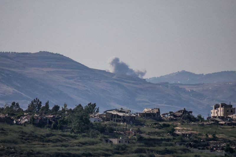 Israeli strikes on south Lebanon kill 12: medical source  