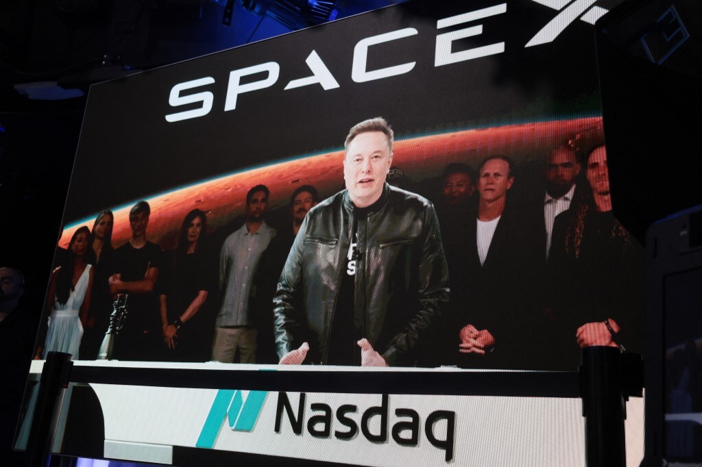 SpaceX opens at US$1.96 trillion valuation in blockbuster Wall Street debut