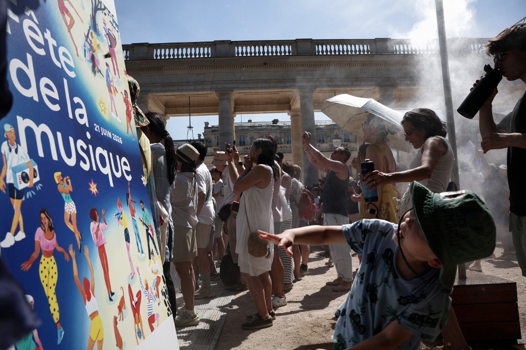 Major power outage in France as Europe wilts under record heat