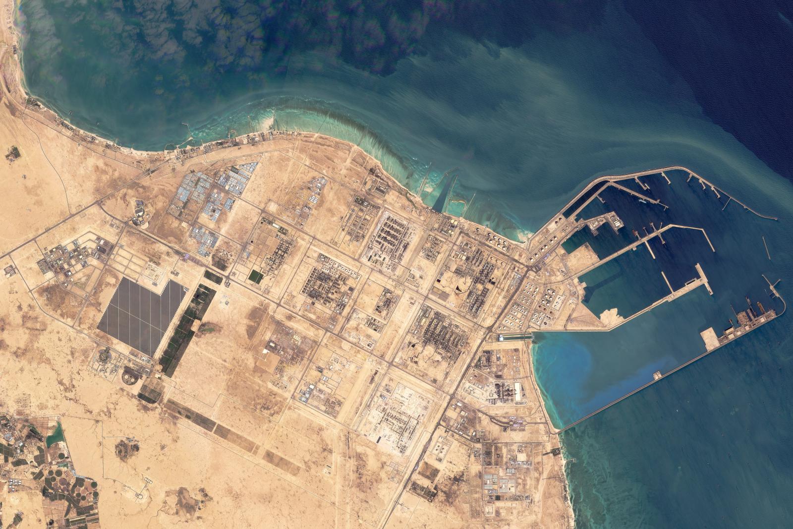 Qatar gas plant blast kills 13, injures dozens
