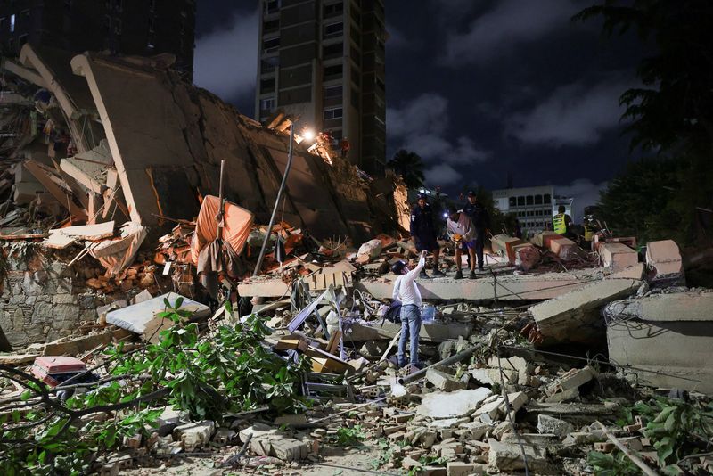 Venezuela twin quakes kill at least 164, injure over 900