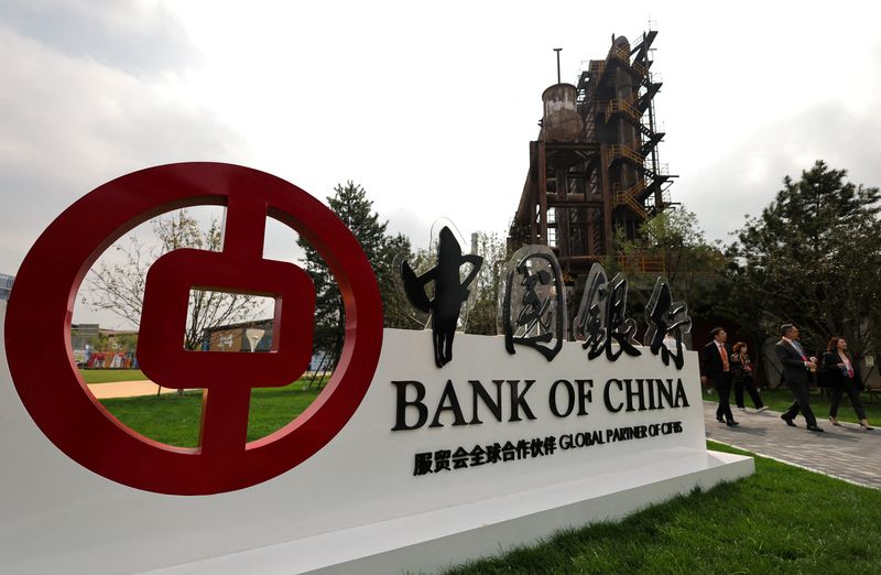 China's top auditor says major state banks have committed tax evasion or lending violations