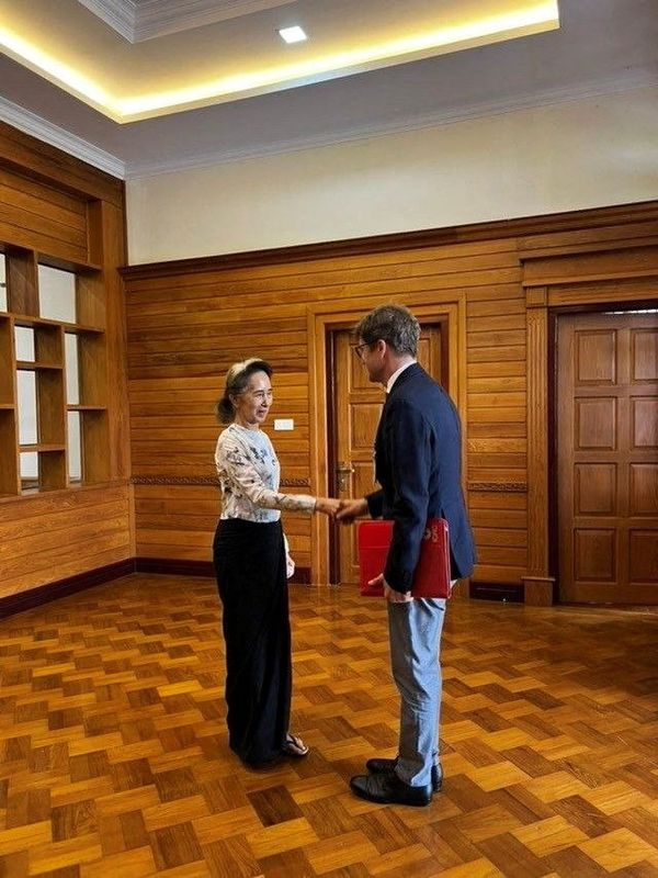 Myanmar's detained Aung San Suu Kyi meets Red Cross official
