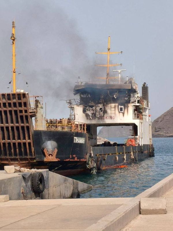 New attacks on shipping as Iran war talks hit fresh impasse