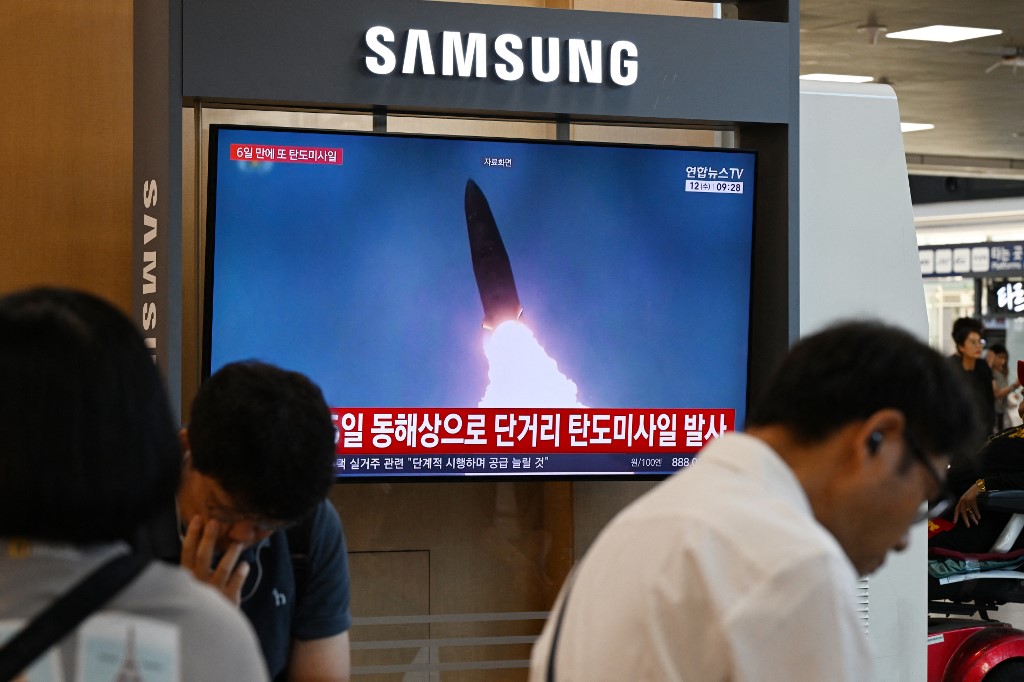 North Korea fires missile ahead of major US-South Korea drills