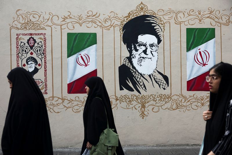 Iran vows to retaliate after US widens sanctions