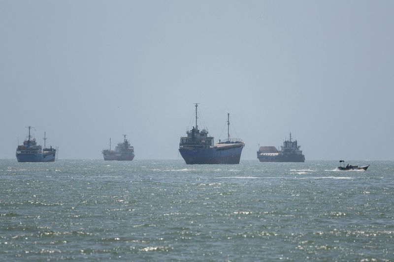 Iran and Oman still working on Strait of Hormuz accord, says senior Iranian source