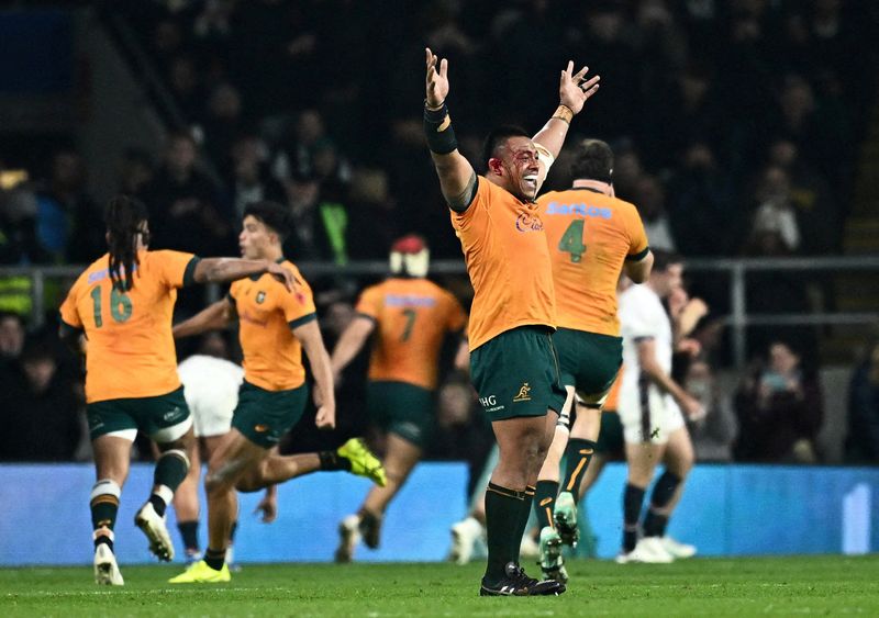 Wallabies back Kiss as Australia chase fifth straight win