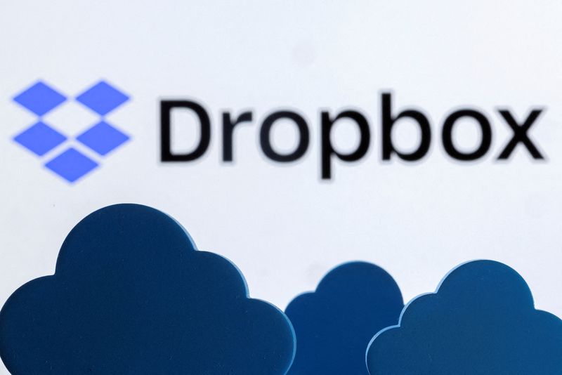 Dropbox says about 5,000 accounts compromised in August hack
