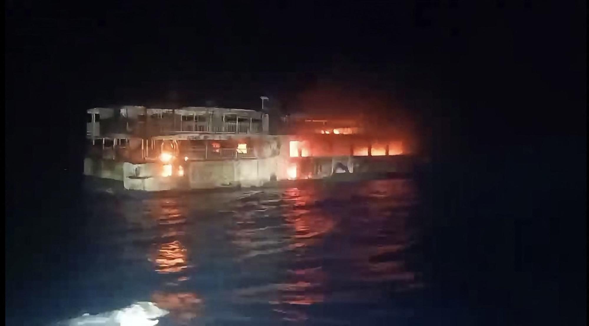 Philippine ferry fire kills 5, 87 missing