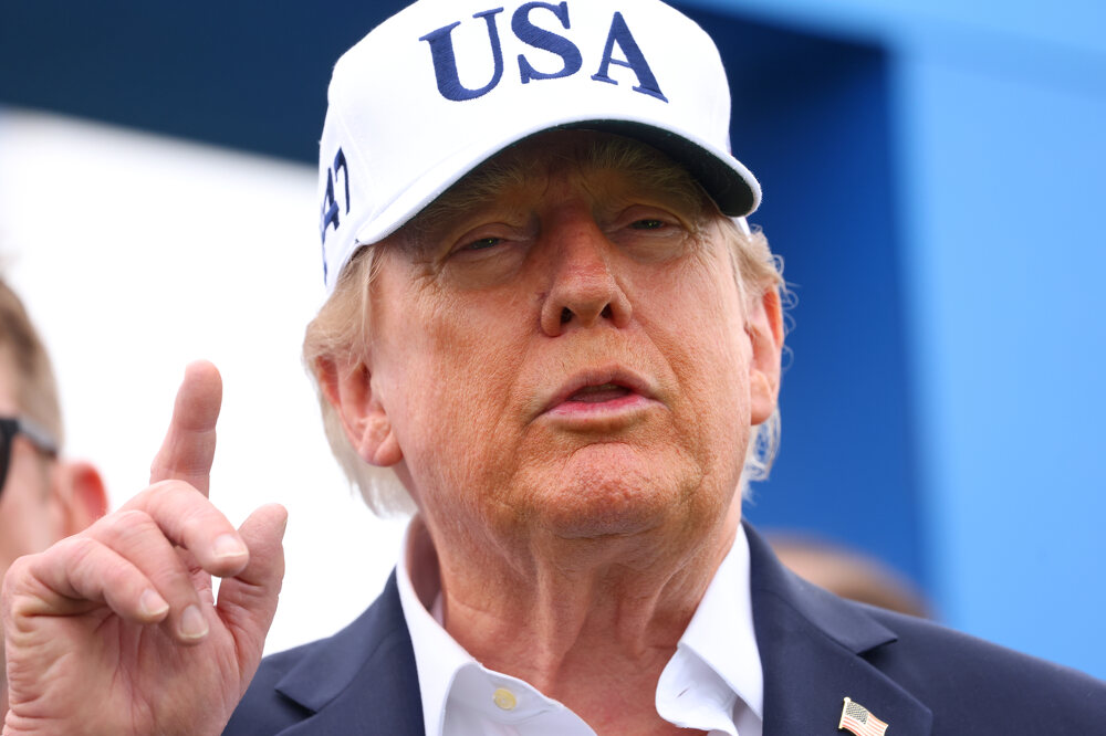 Trump says US could stay in Iran and keep oil, like Venezuela deal