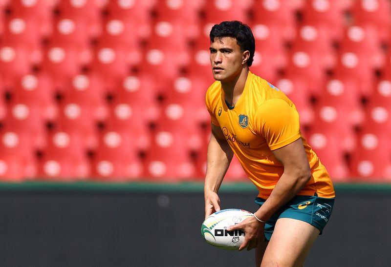 Australia move Suaalii to the wing for Springboks test