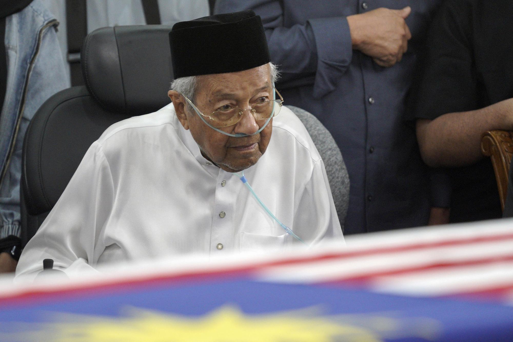 Former Malaysia PM Mahathir admitted to hospital for observation following wife’s passing 