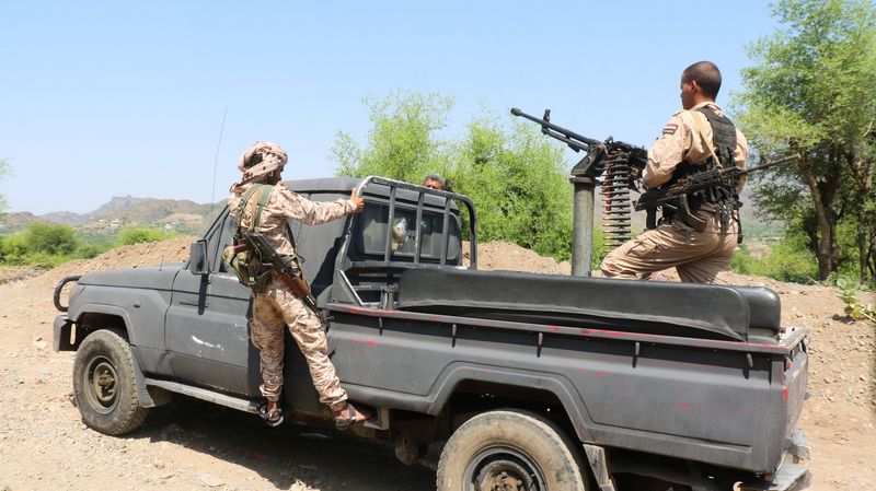 Yemen presidency announces military drive to retake all Houthi territory