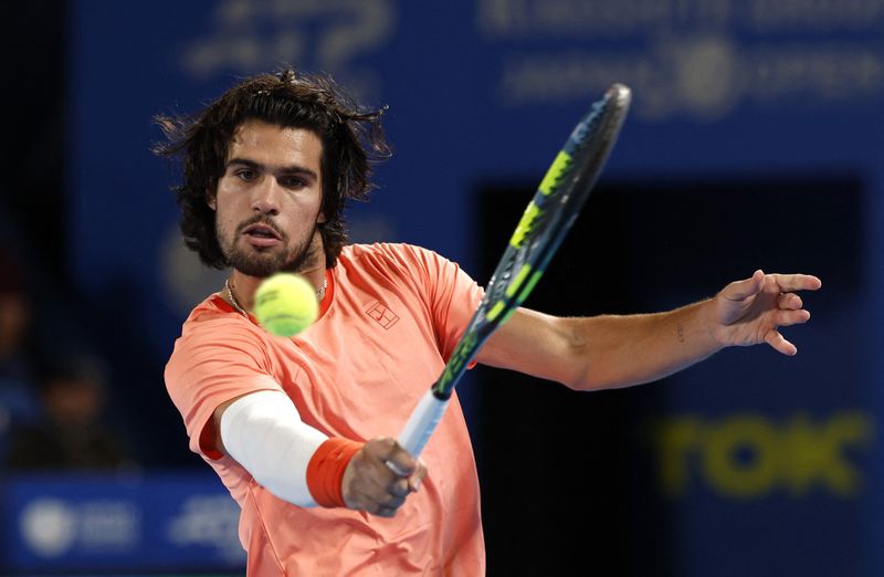 Alcaraz battles past Munar to reach up Japan Open final