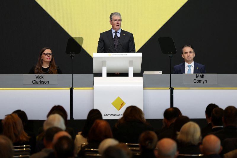 CBA chief Matt Comyn says Australia must retain economic value of AI