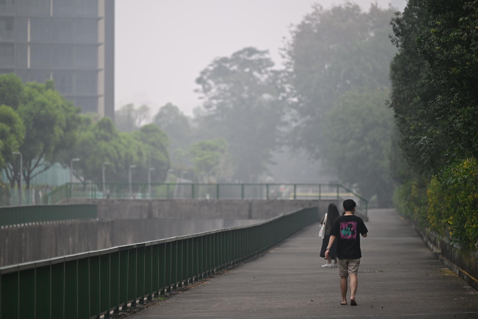 Spike in PM2.5 in Singapore catches people off guard, haze hits businesses and outdoor workers