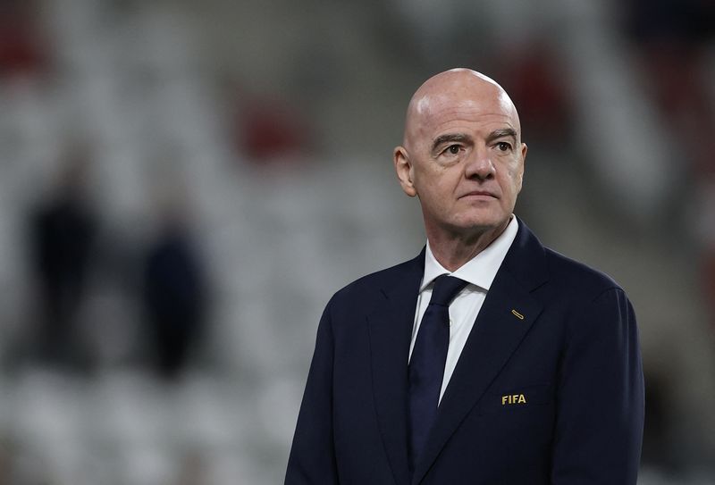 Infantino apology fails to sway England, Germany over FIFA future