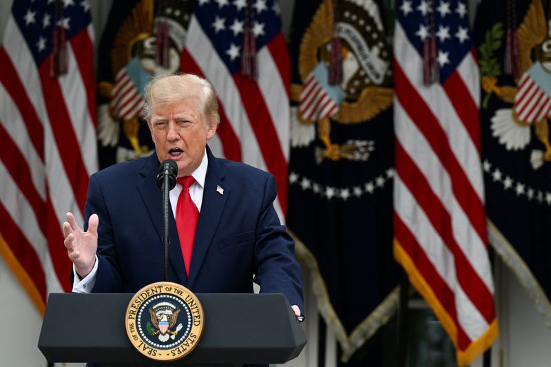Trump says did not order curb to Starshield for Ukraine